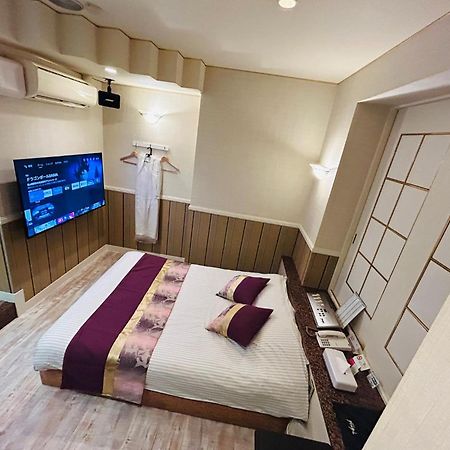 Hotel Crystal 大人専用 Tokyo prefektur Exteriör bild