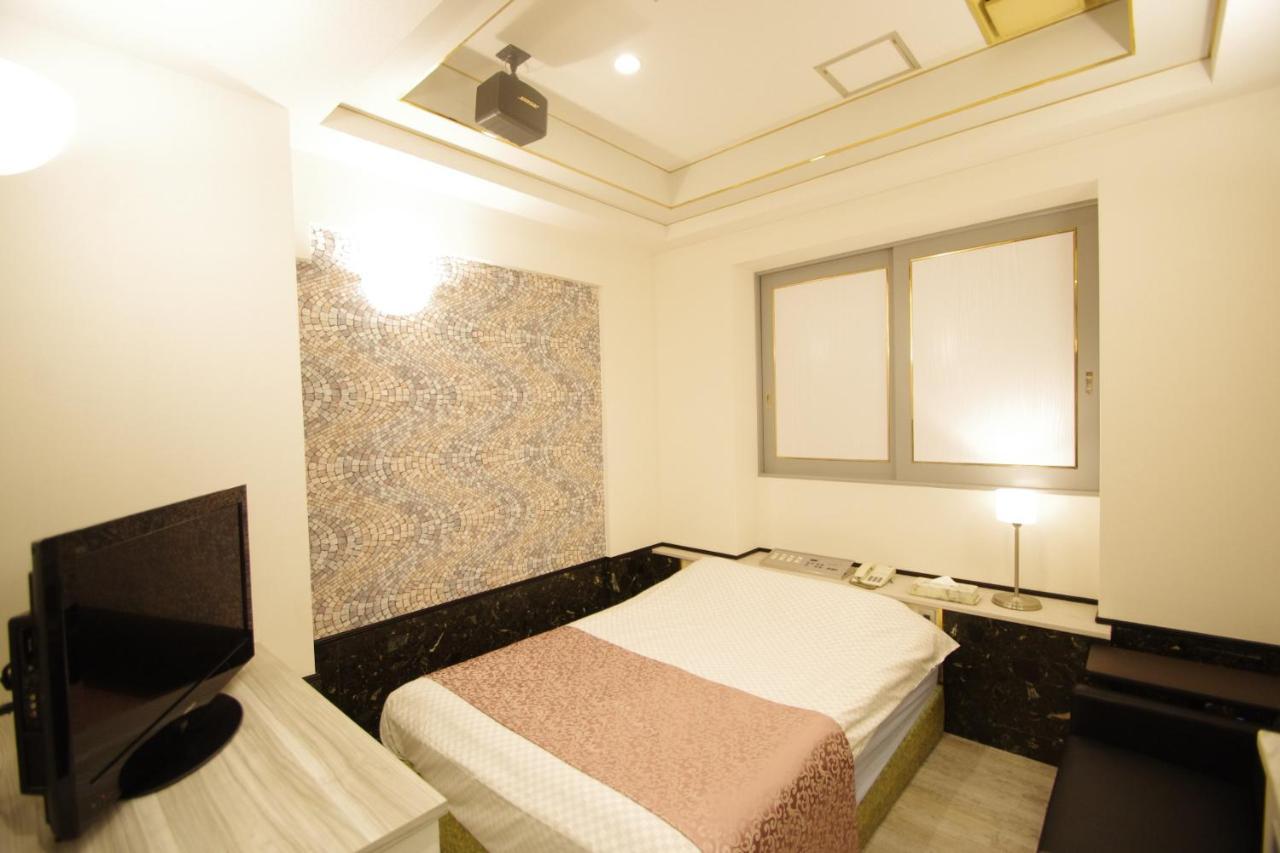 Hotel Crystal 大人専用 Tokyo prefektur Exteriör bild