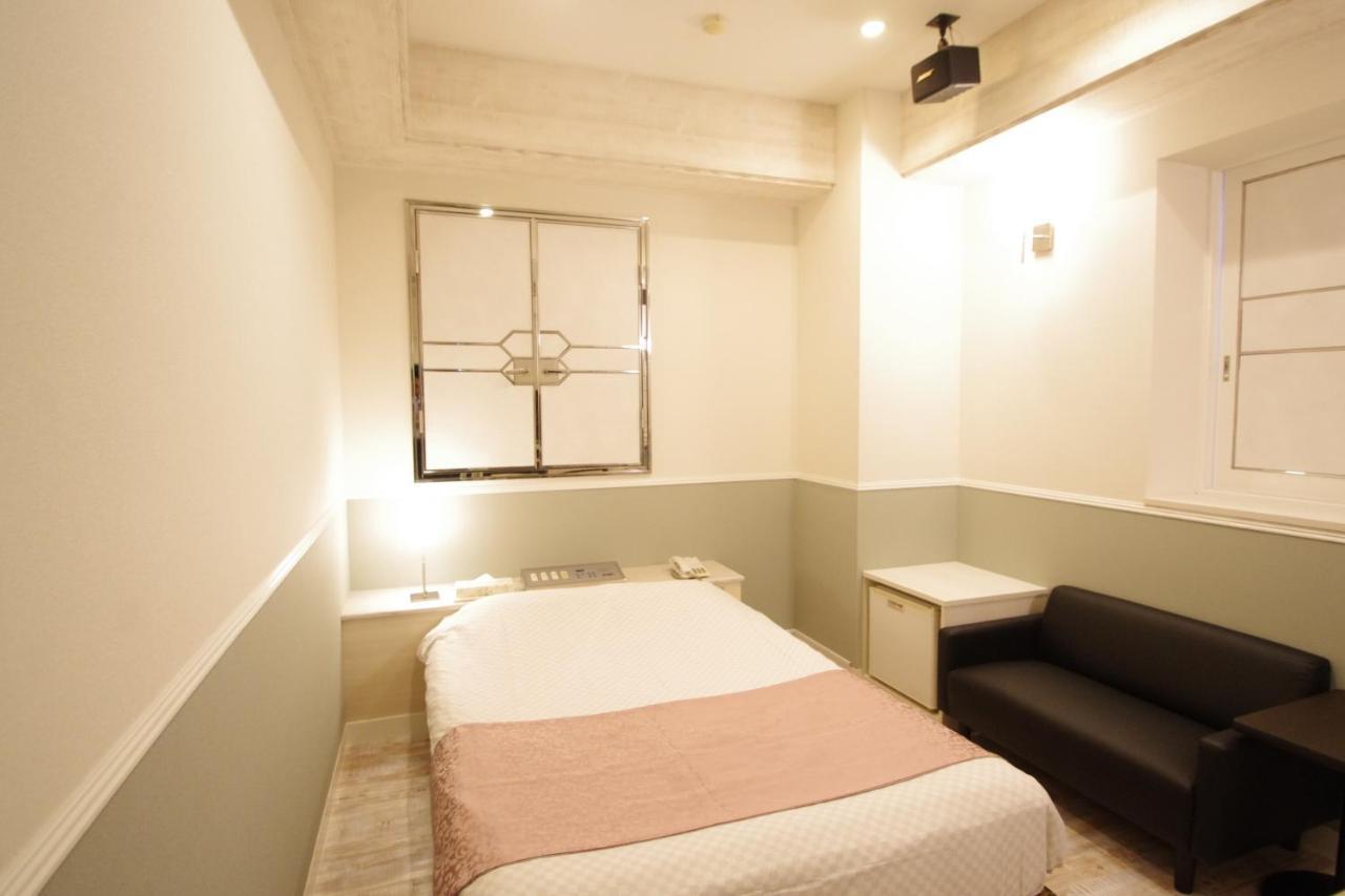 Hotel Crystal 大人専用 Tokyo prefektur Exteriör bild
